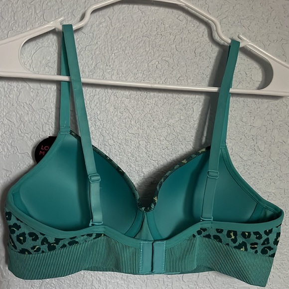 Cheetah print bra - Picture 2 of 3